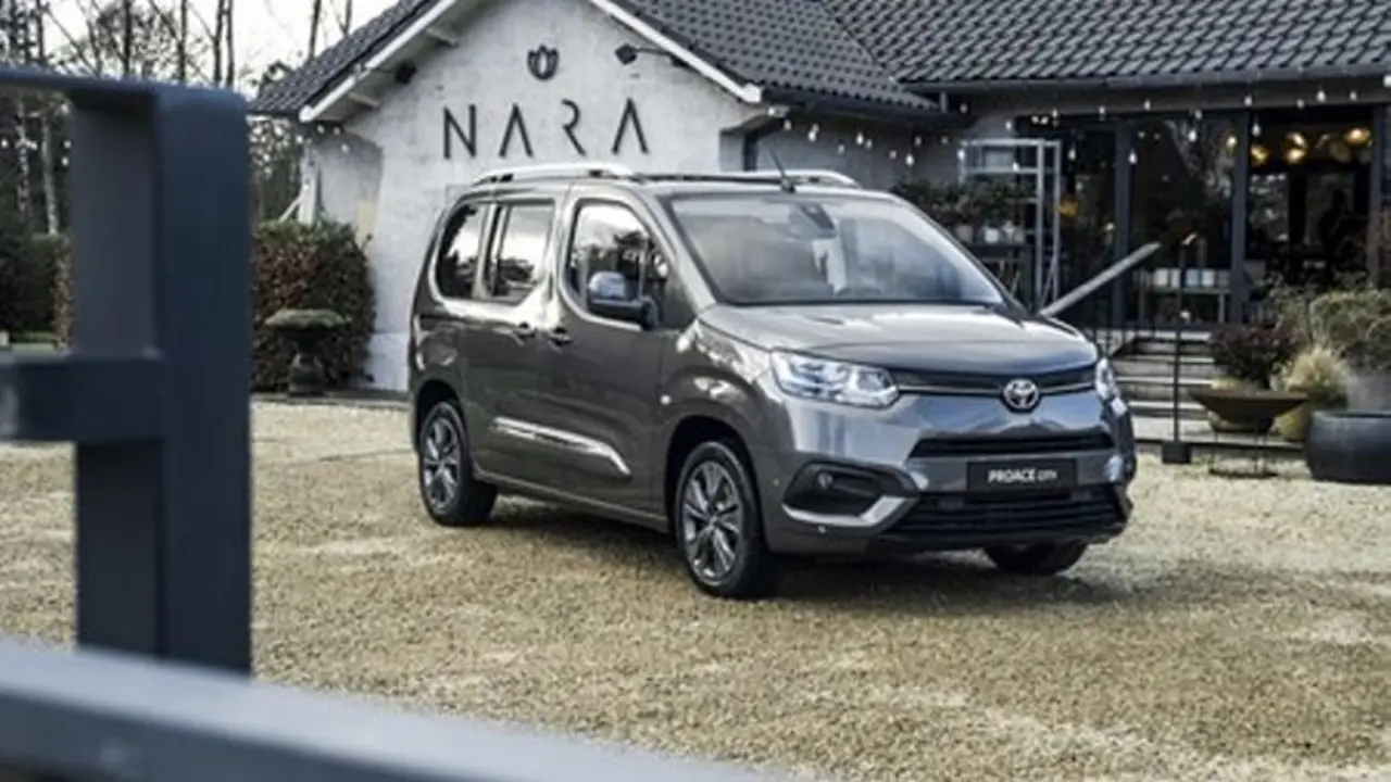 Un Proace City  de Toyota_opt
