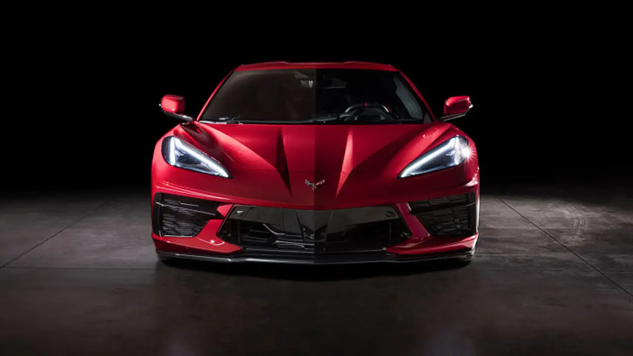 Un Corvette C8