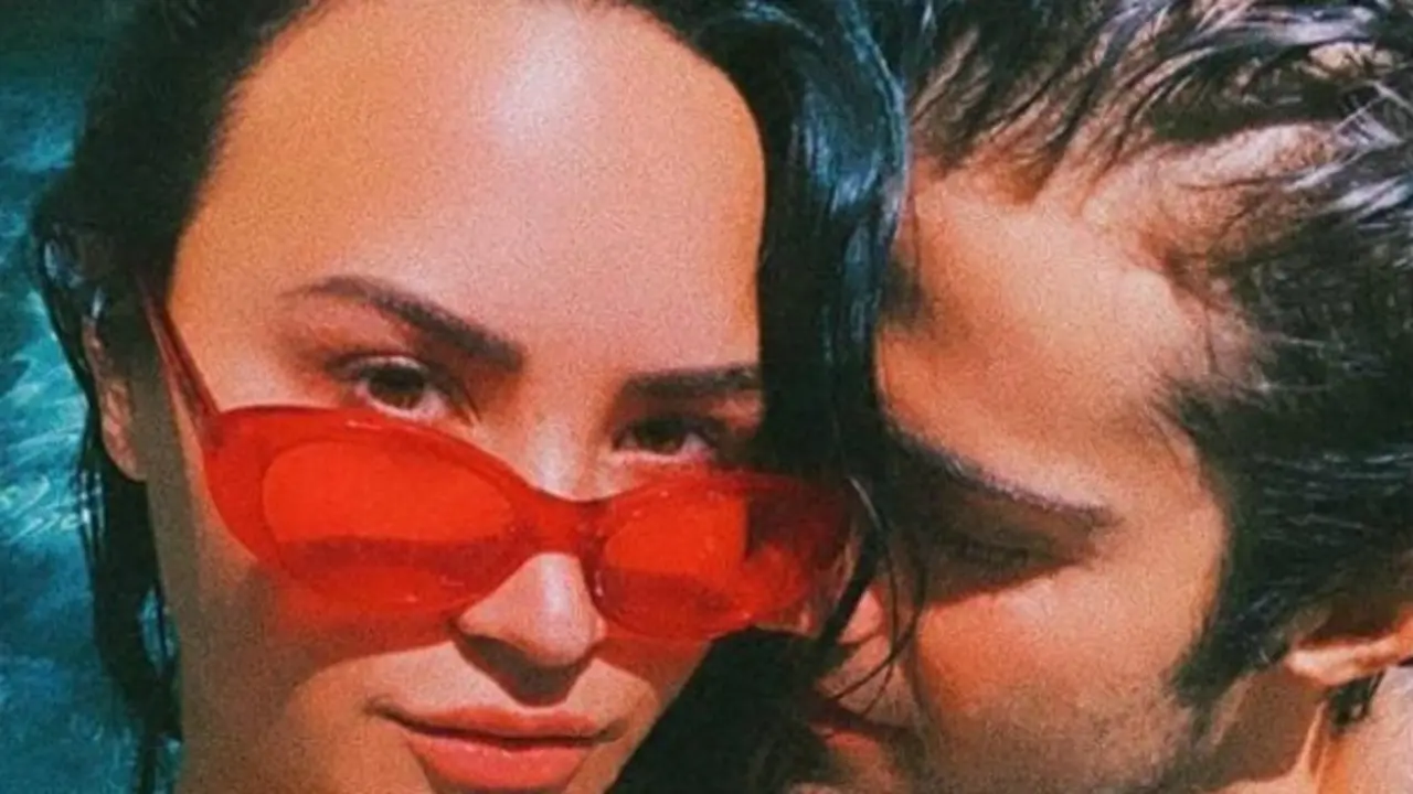 Demi Lovato y Max Ehrich. Instagram @ddlovato. 