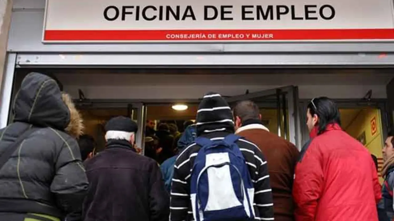 Oficina de empleo. / Mundiario