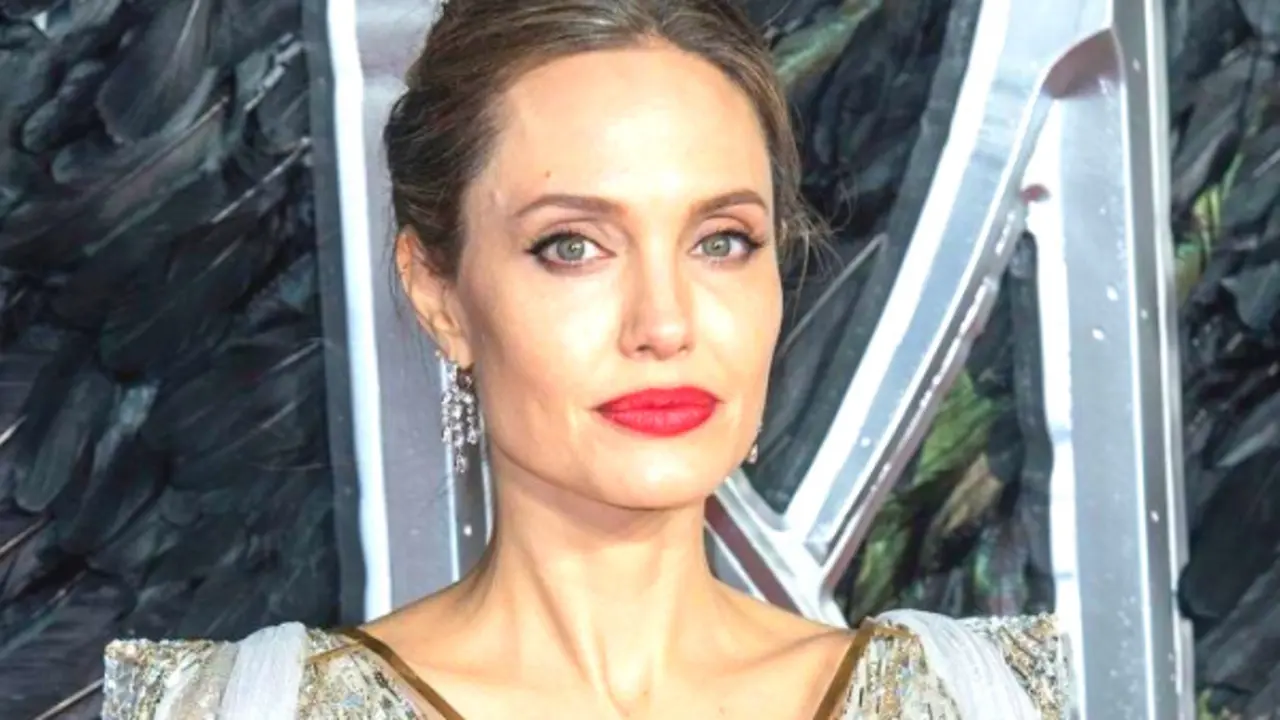 Angelina Jolie, actriz. RR SS.