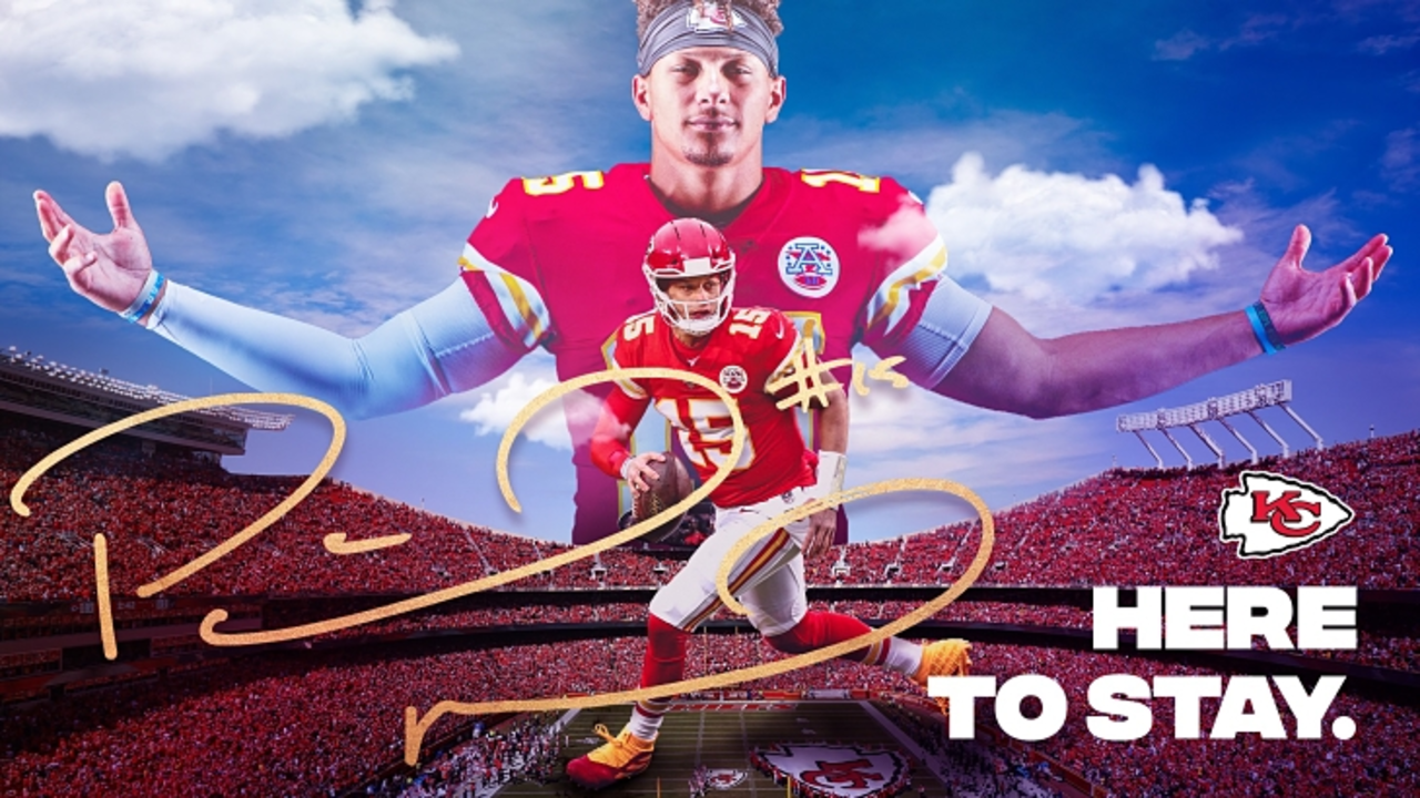 Imagen de la renovaci&oacute;n de Patrick Mahomes por Kansas City Chiefs. / Twitter