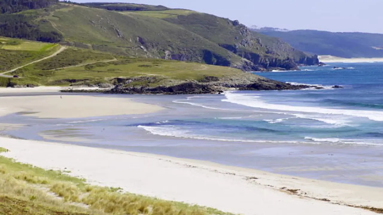 Playa Nemiña, en Muxía (A Coruña). / Turismo de Galicia
