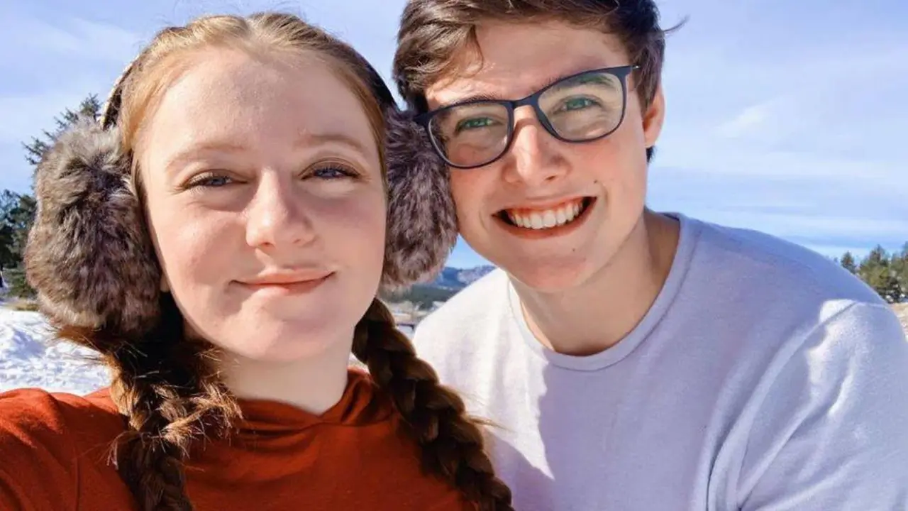 Landon Clifford y su esposa. / Instagram
