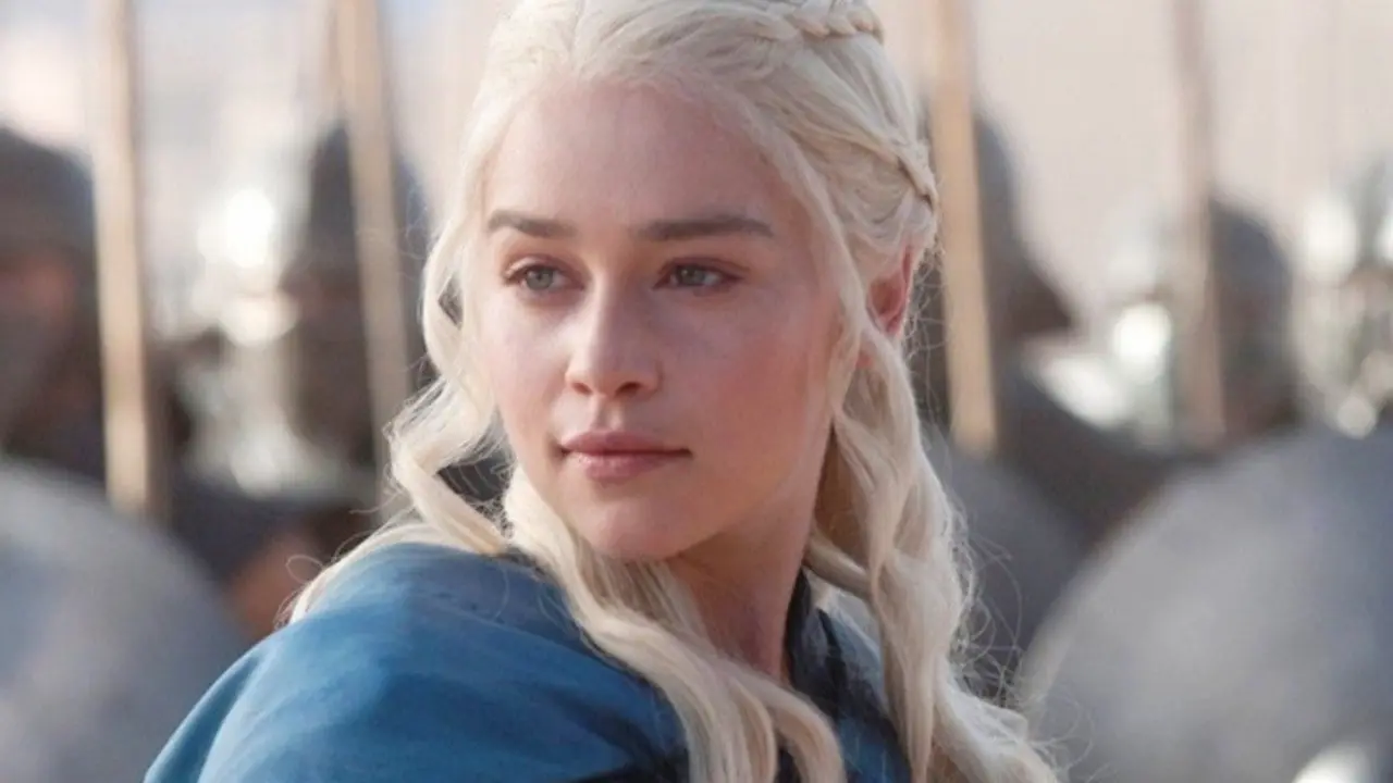 Emilia Clarke en Juego de Tronos. HBO.