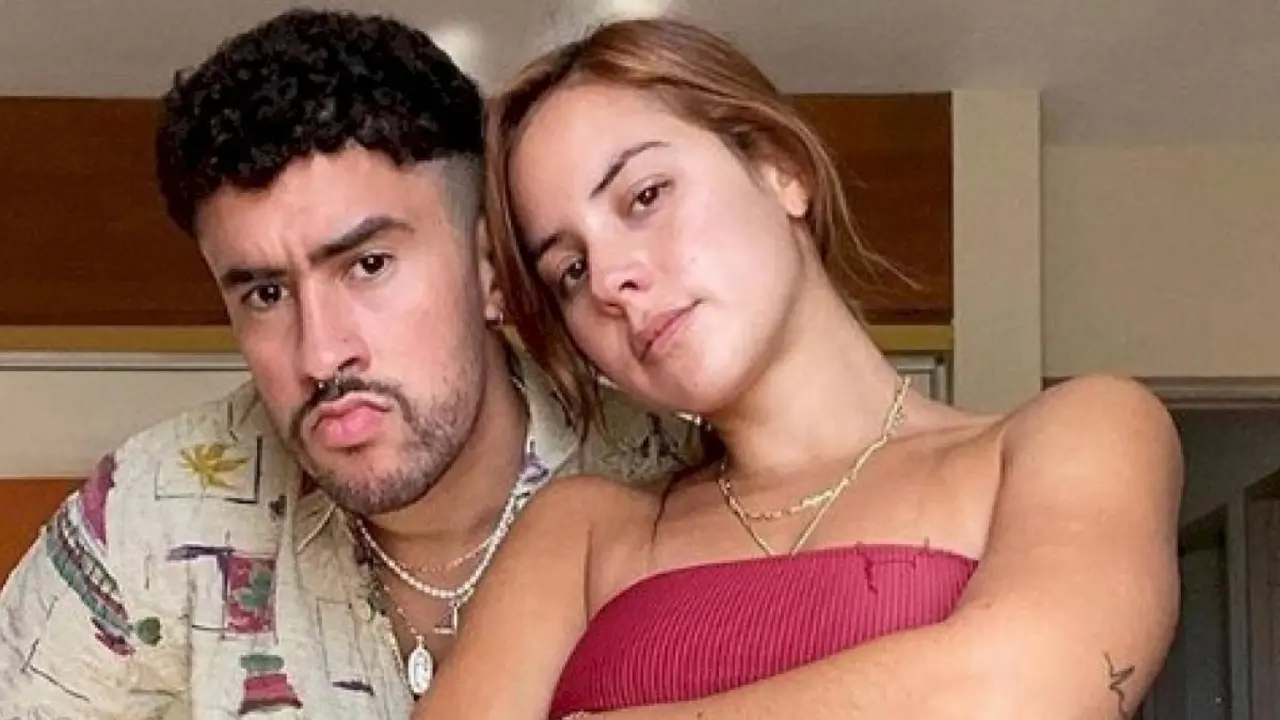 Bad Bunny y Gabriela. / Instagram