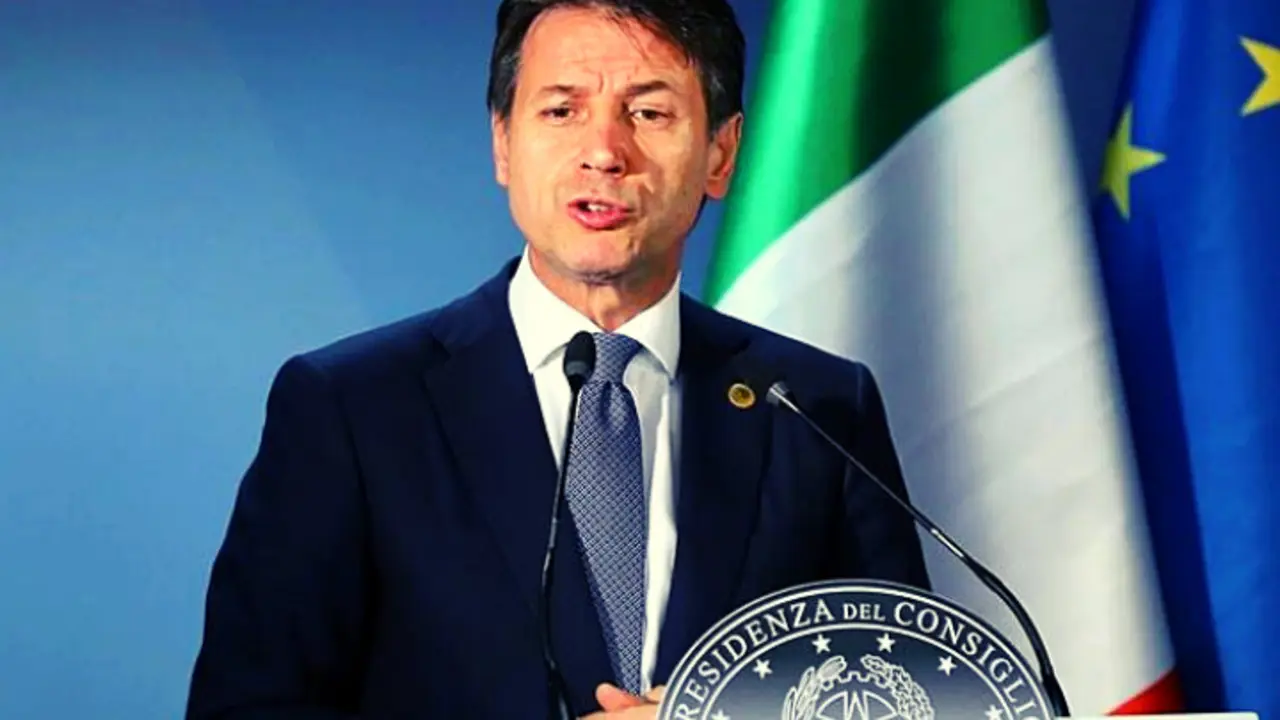Giuseppe Conte, presidente del Consejo de Ministros de Italia. RR SS.