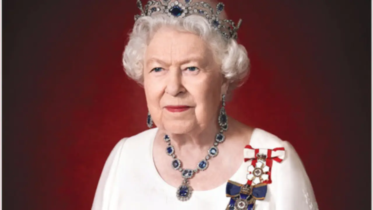 Reina Isabel II. / Palacio de Buckingham.