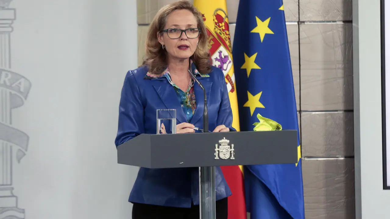 europapress-2792257-vicepresidenta-tercera-gobierno-ministra-asuntos-economicos-nadia-calvino