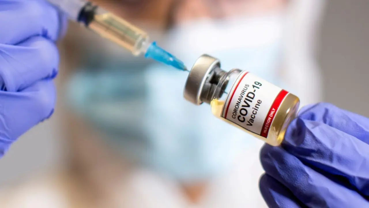 Una dosis de la vacuna contra la Covid-19 de Pfizer. / Pixabay