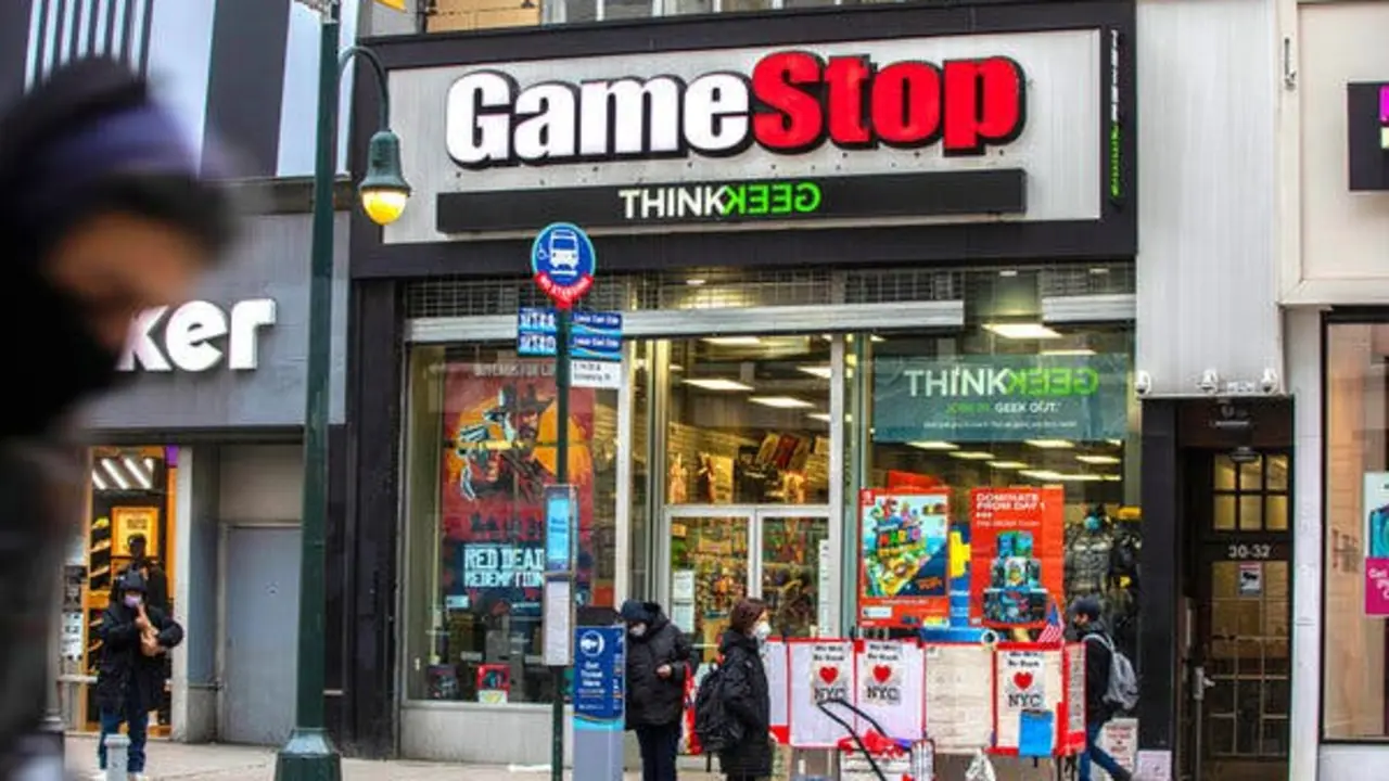 Una sucursal de la empresa de videojuegos GameStop en Nueva York, EE UU. / The New York Times