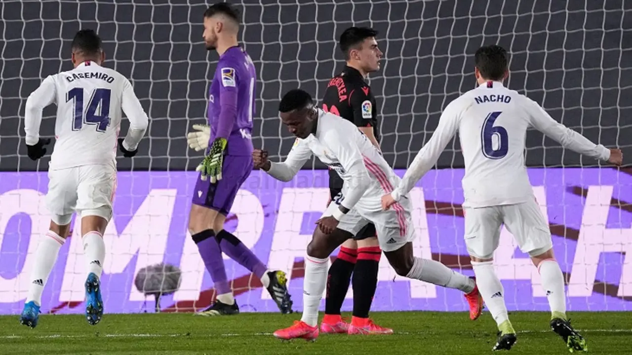 Vinicius Jr. salv&oacute; al Madrid de una derrota cantada ante la Real Sociedad. / Realmadrid.com