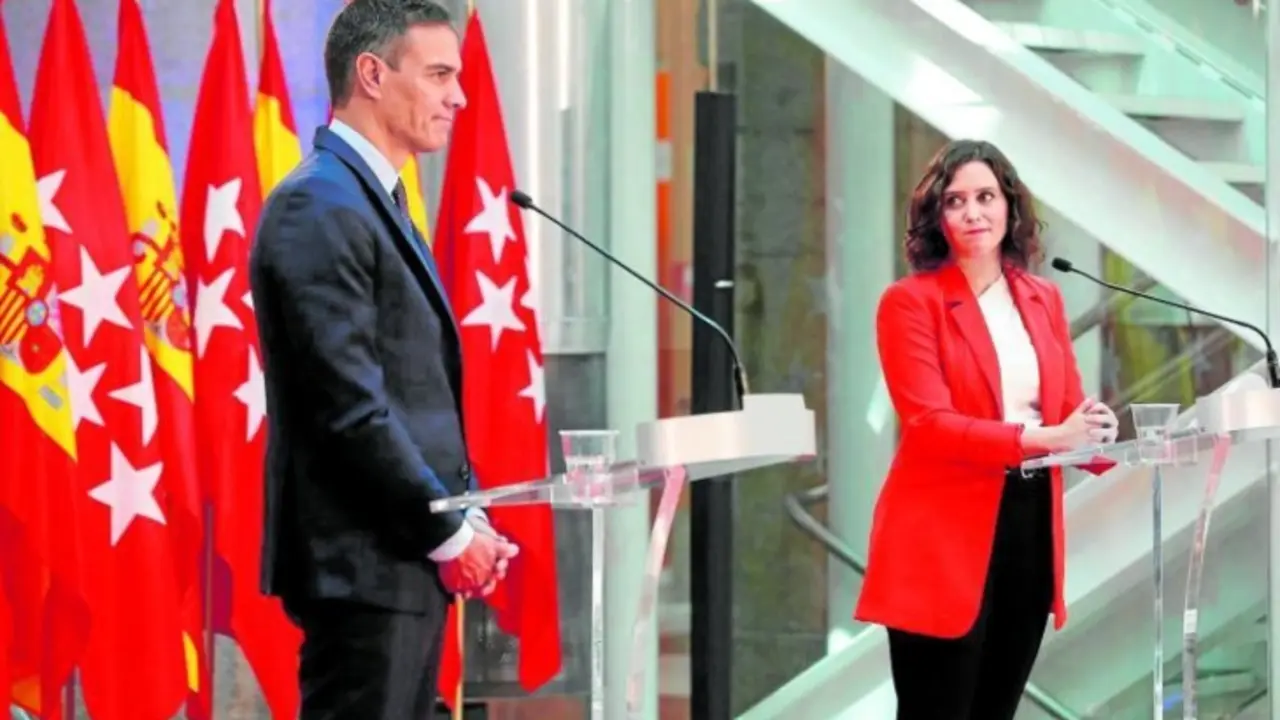 Pedro S&aacute;nchez e Isabel D&iacute;az Ayuso. Twitter.