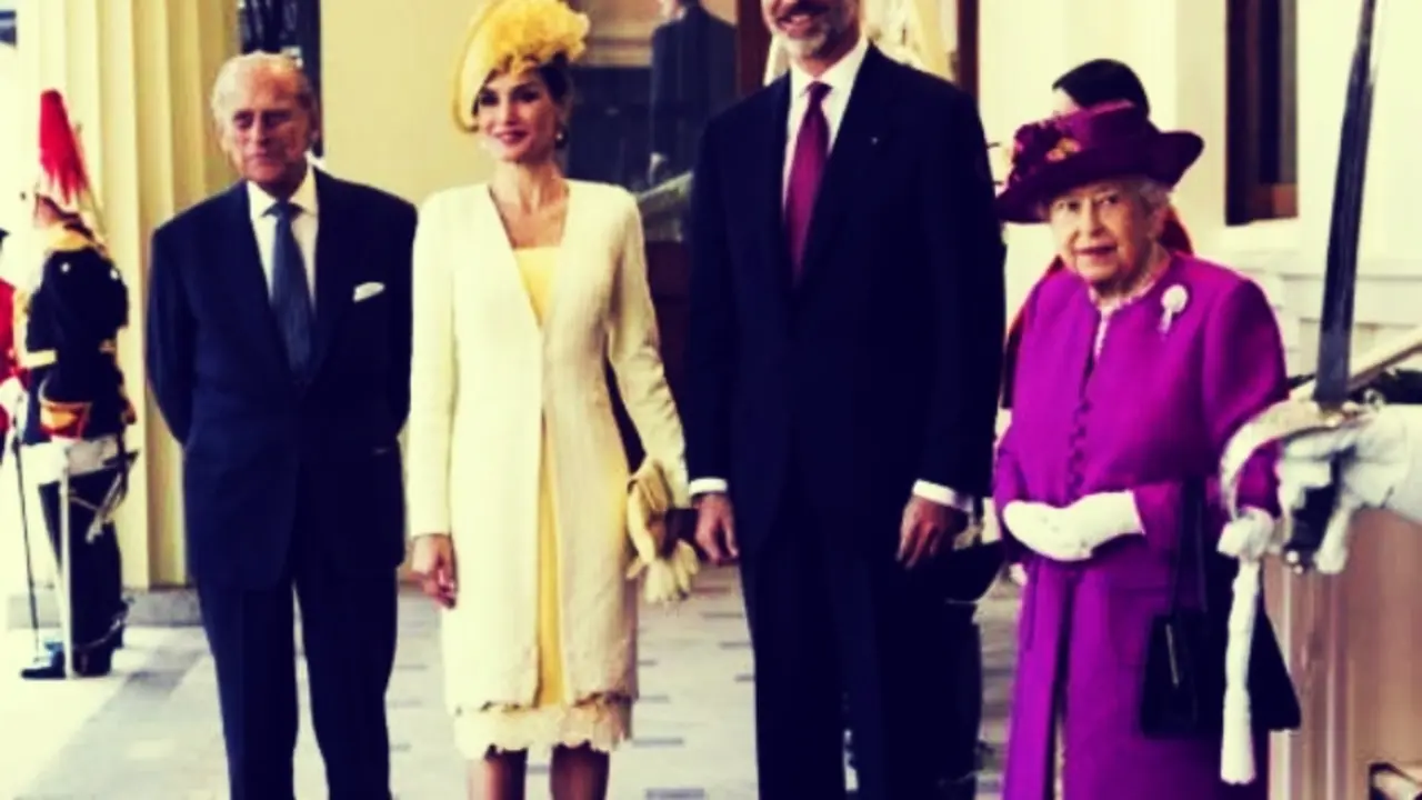 Felipe de Edimburgo, reina Letizia, reina Isabel II y rey Felipe VI. Instagram. (1)
