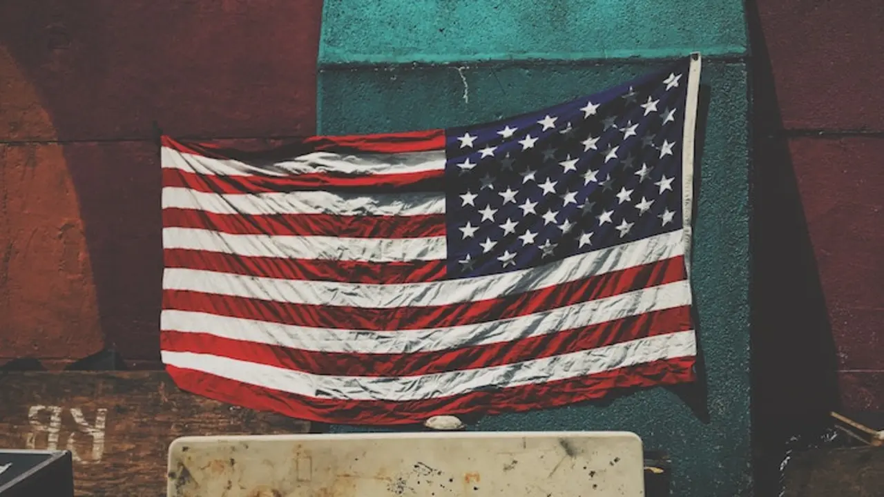 Bandera de EE UU. / Jon Tyson. / Unsplash