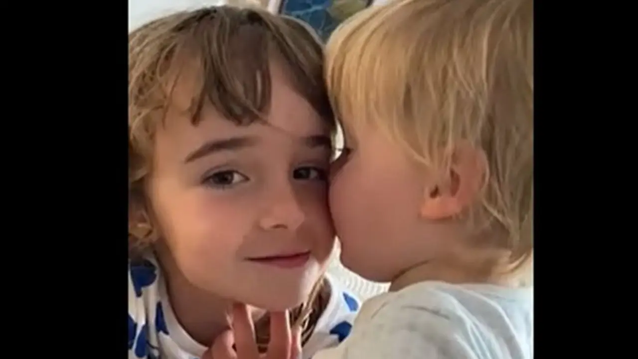 Anna y Olivia est&aacute;n desaparecidas/ RR.SS