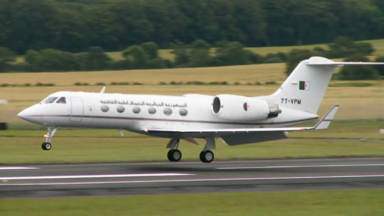 Avi&oacute;n Gulfstream 2000. / L'Opinion