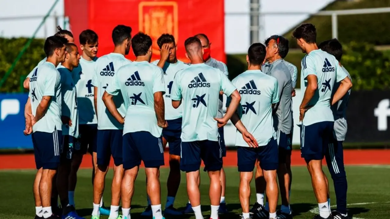 Selecci&oacute;n espa&ntilde;ola de f&uacute;tbol. Twitter.