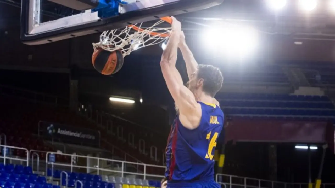 Pau Gasol, ala-p&iacute;vot del Barcelona en la Liga Endesa ACB. / Twitter