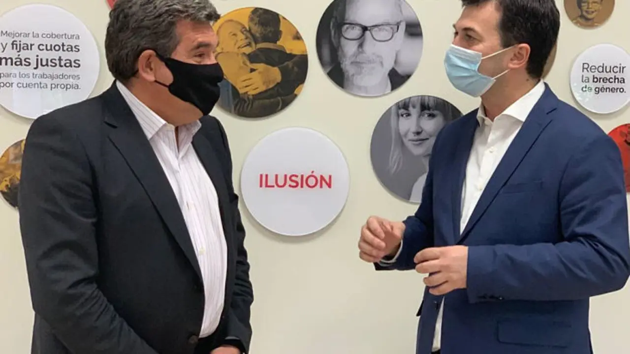 Gonzalo Caballero con el ministro Jose Luis Escriv&aacute;. / PSdeG-PSOE
