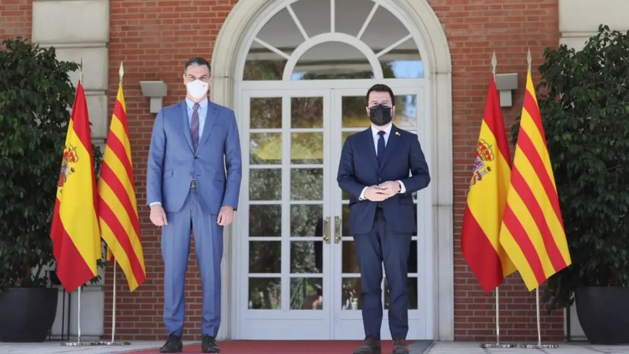 Pere Aragon&egrave;s y Pedro S&aacute;nchez. / Mundiario