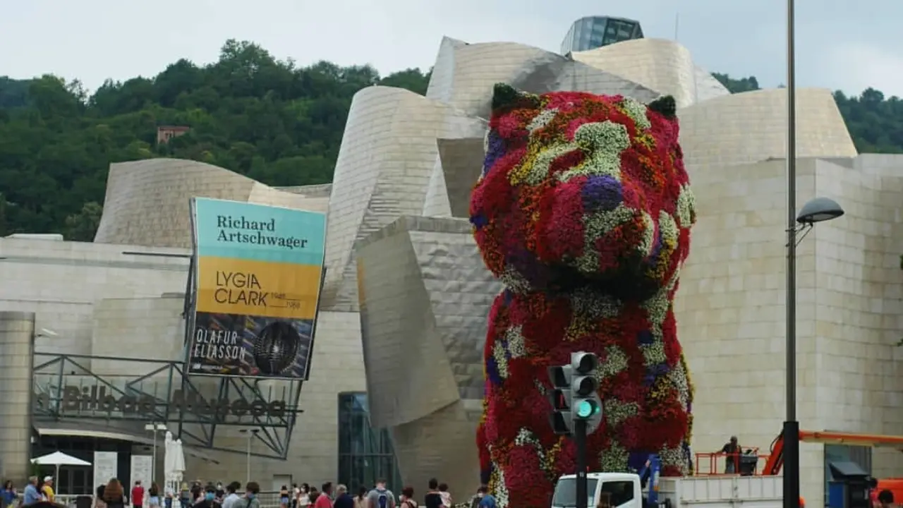 'Puppy' en el Museo Guggenheim, Bilbao / IG @museoguggenheim