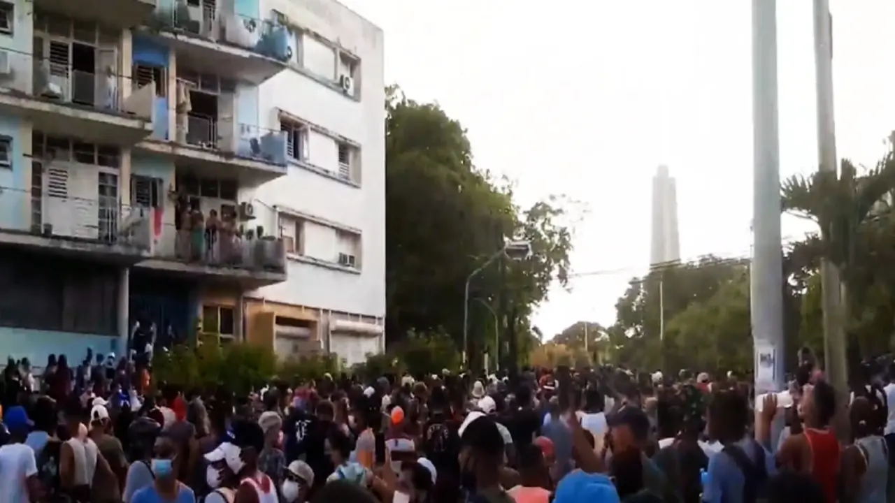 Protestas en La Habana contra el gobierno de Cuba. / YouTube.
