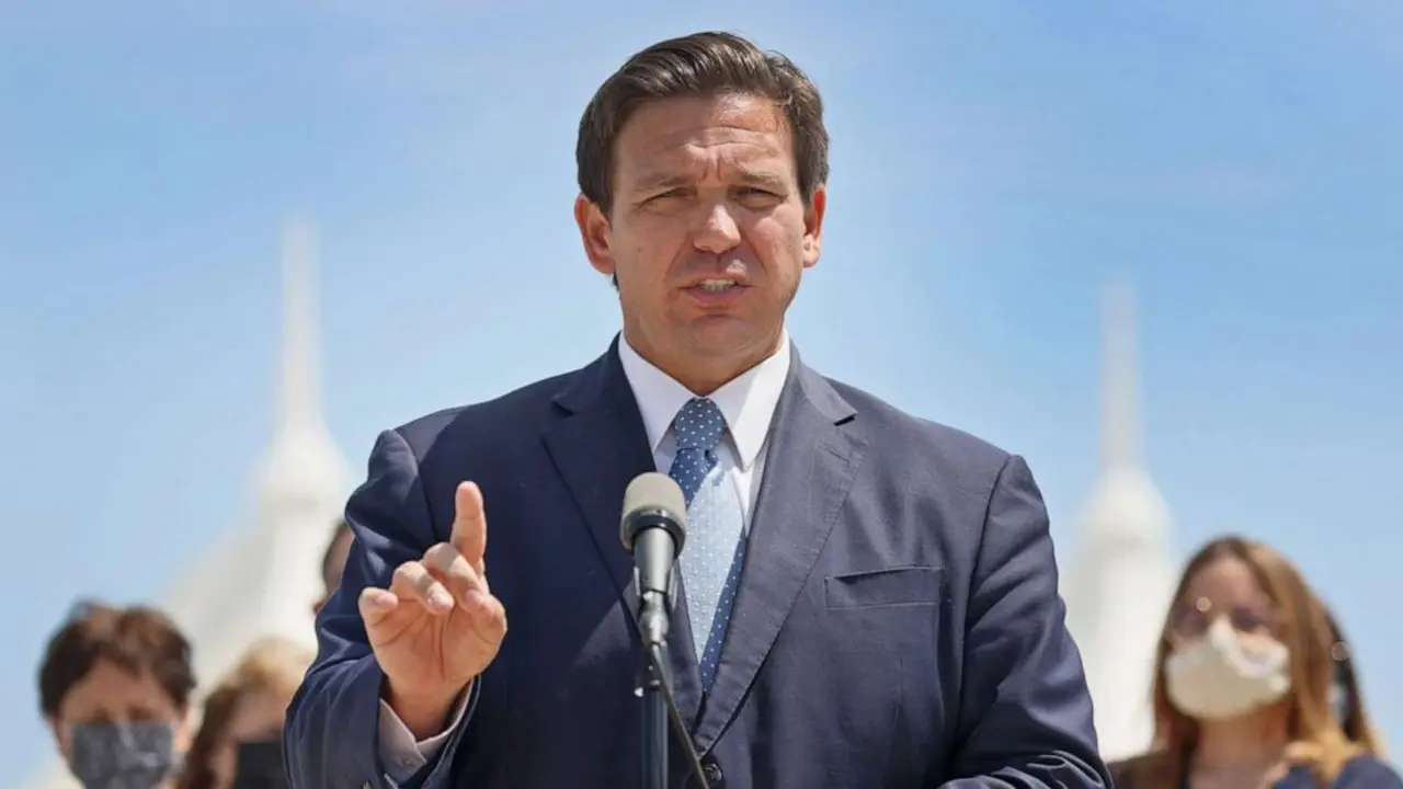 Ron DeSantis, el gobernador de Florida. / Twitter.