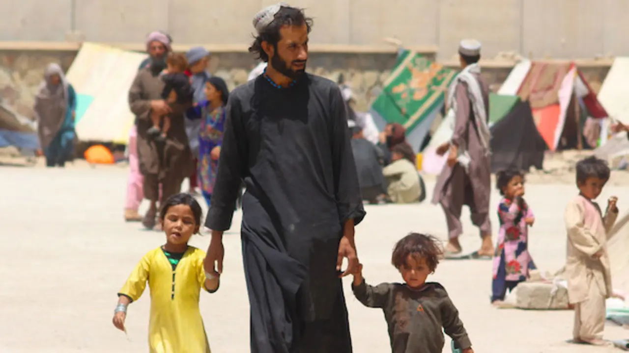 Familia afgana en un campamento de desplazados en Kandahar. / ONU