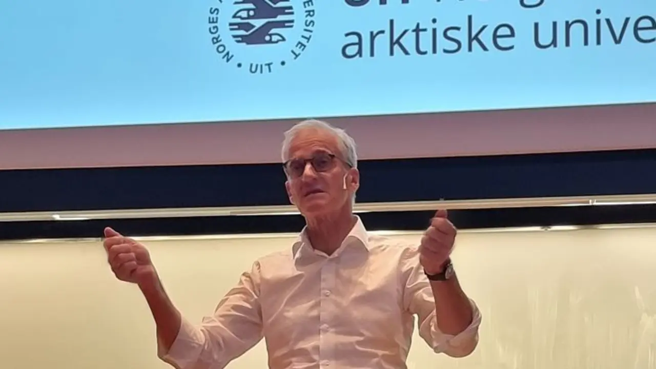 El l&iacute;der de los laboristas, Jonas Garth St&oslash;re se perfila como favorito. / RRSS