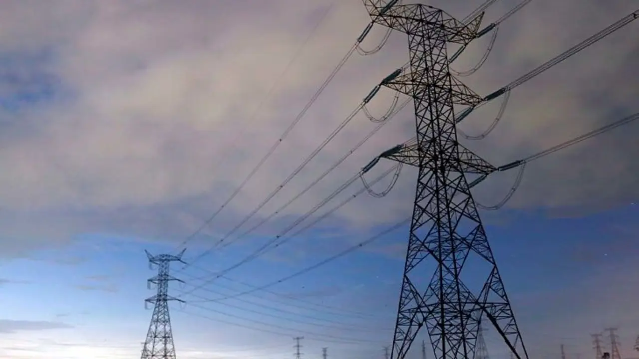 Torres el&eacute;ctricas en Espa&ntilde;a. / RR. SS.