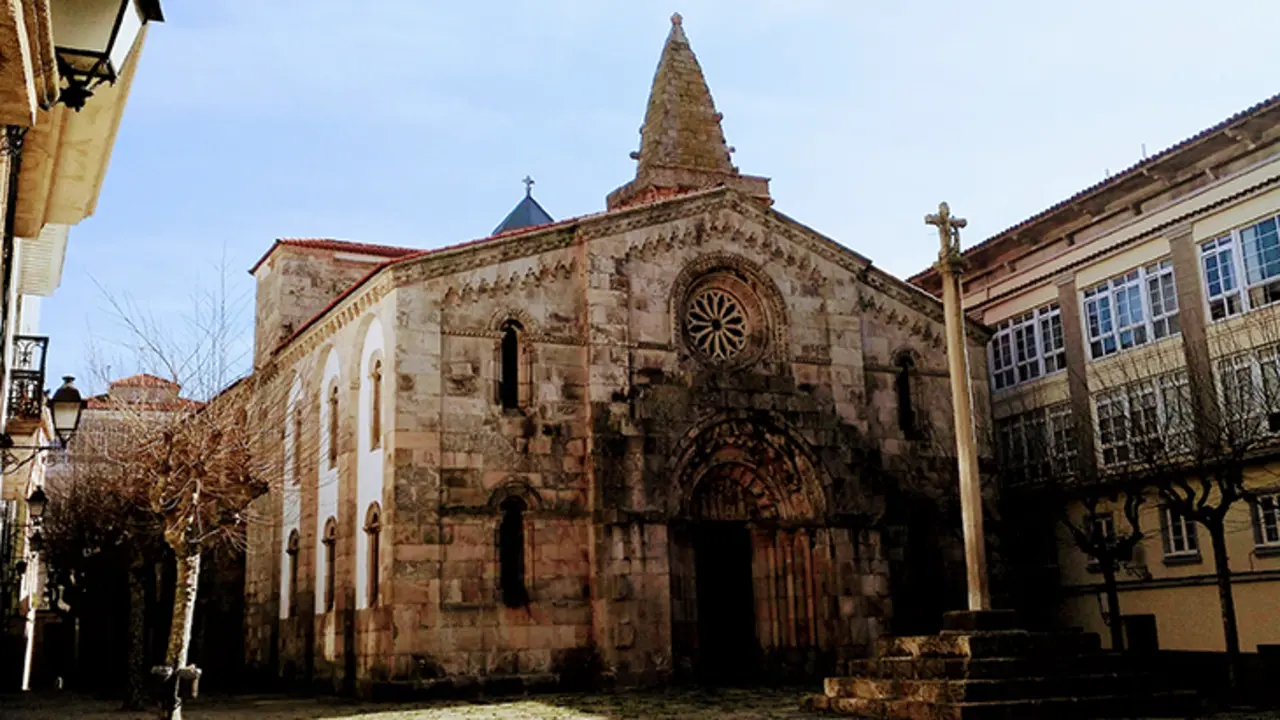 Colegiata de Santa Mar&iacute;a. A Coru&ntilde;a. Foto de Mat&iacute;as Membiela-Poll&aacute;n.