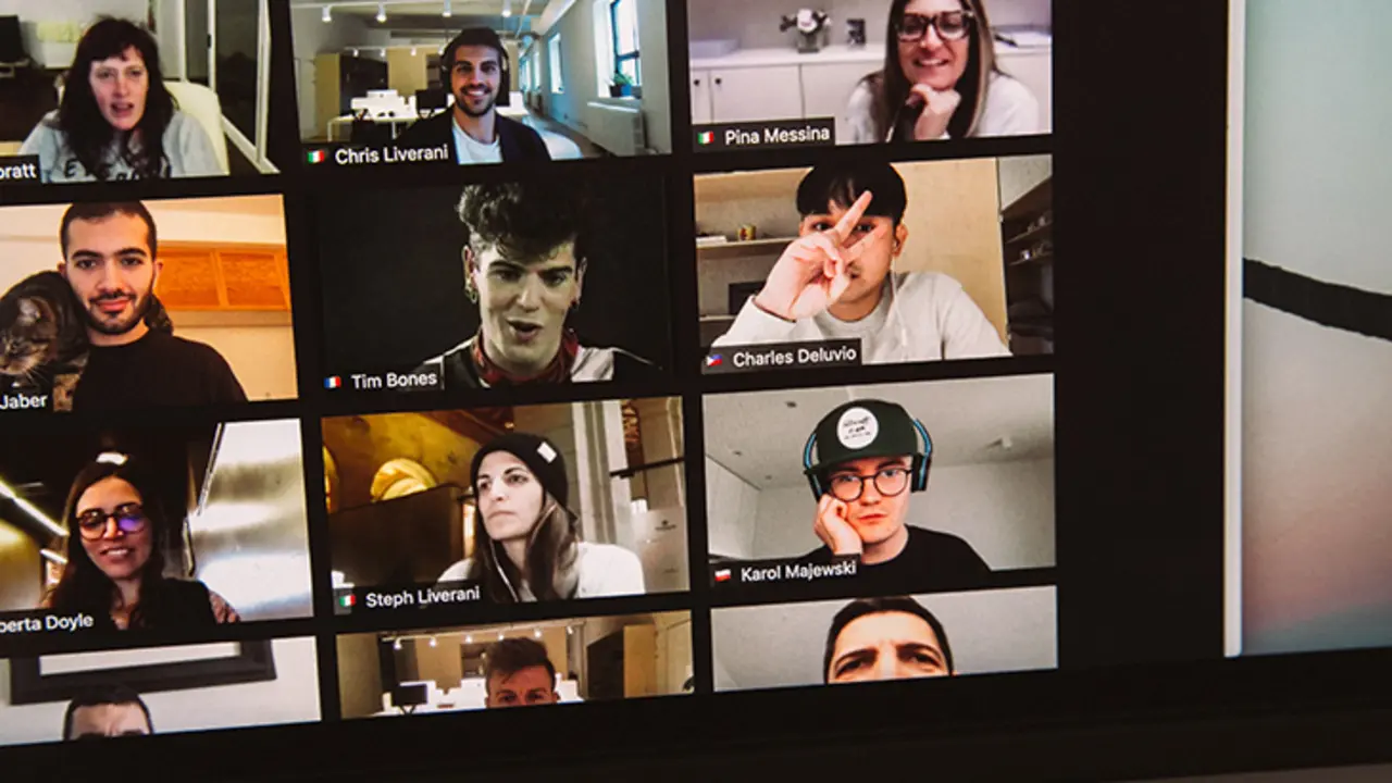 Videoconferencia por Zoom. / Unplash.
