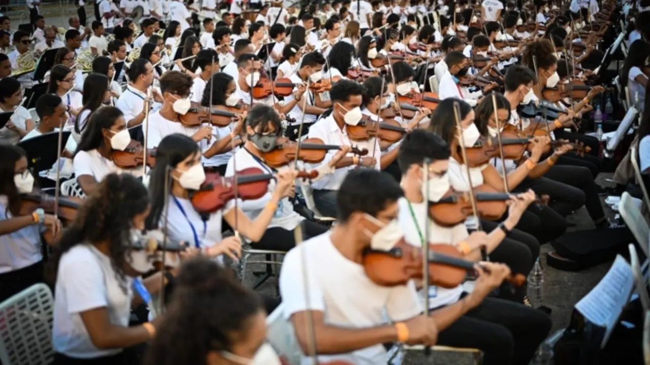 12.000 m&uacute;sicos en Caracas. Sistema de Orquestas de Venezuela.