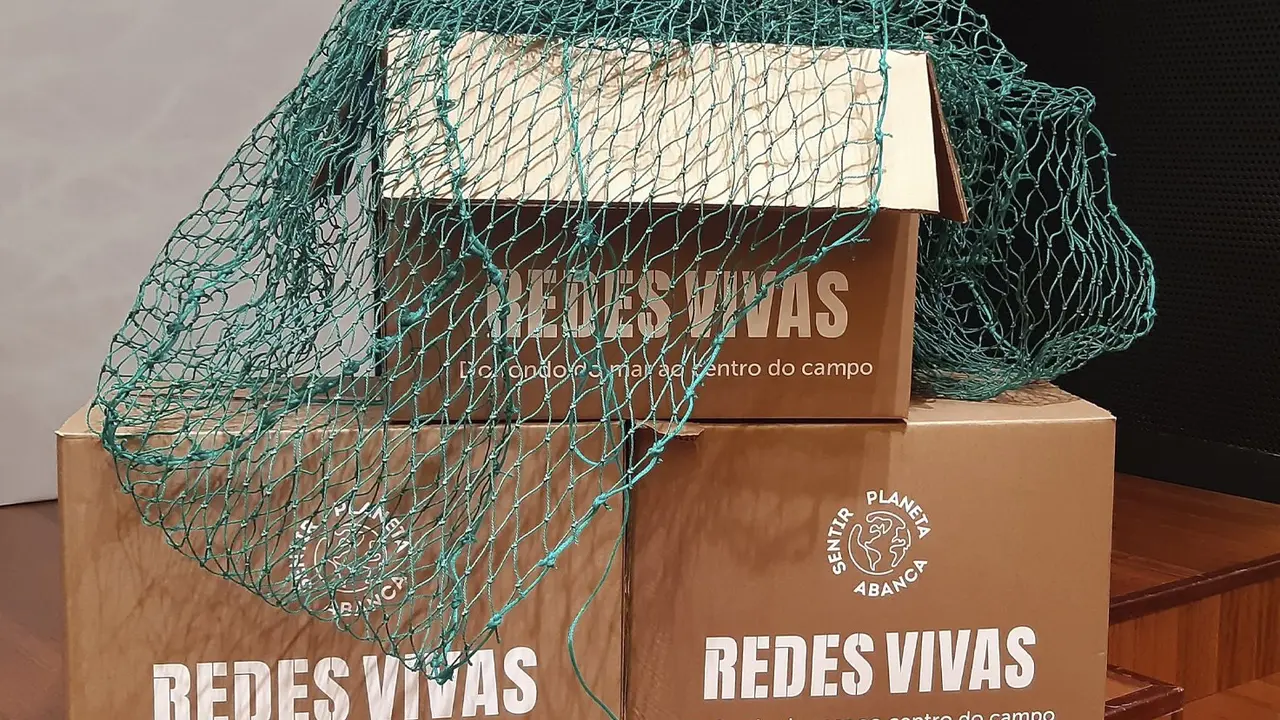 Redes. / Mundiario