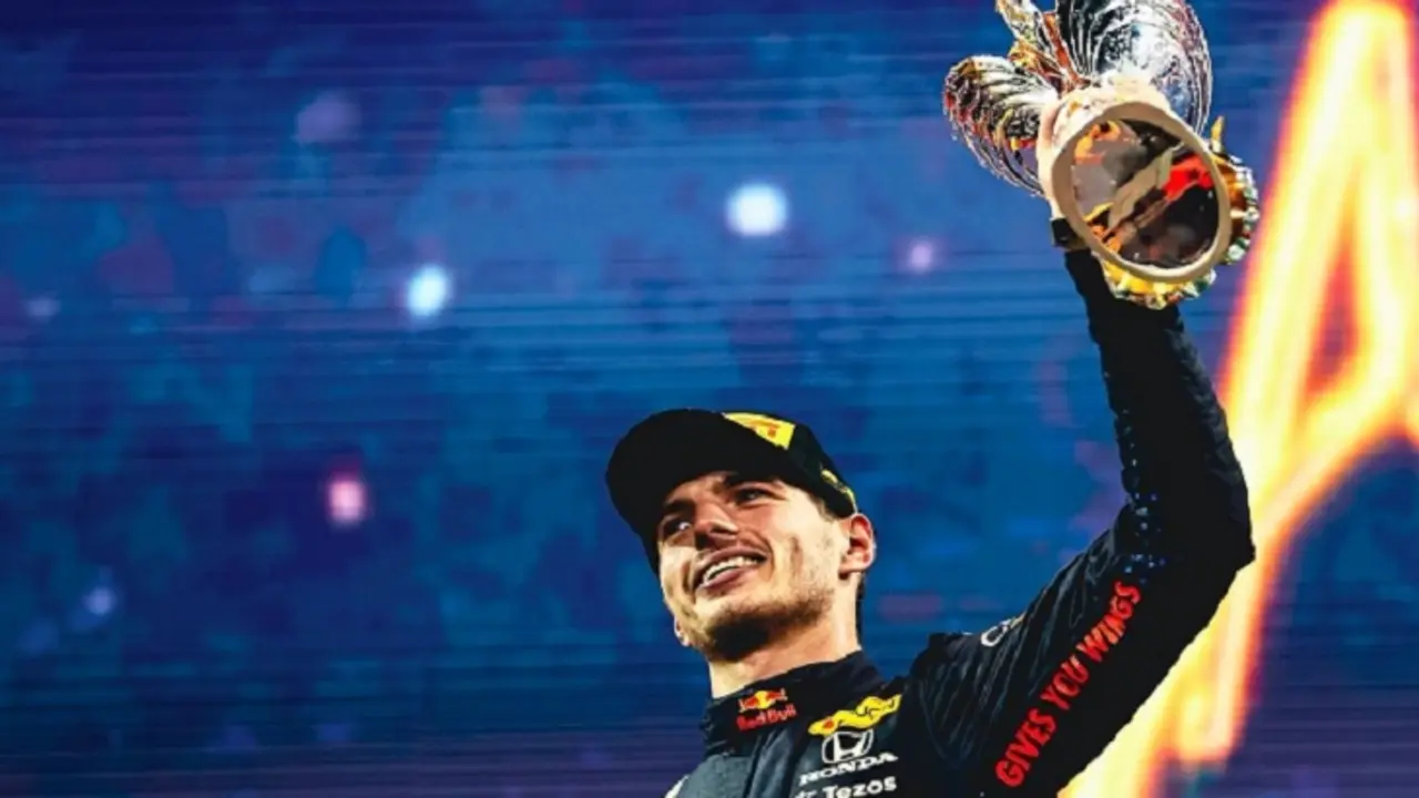 Max Verstappen campe&oacute;n de la F&oacute;rmula 1 2021. / @Redbullracing