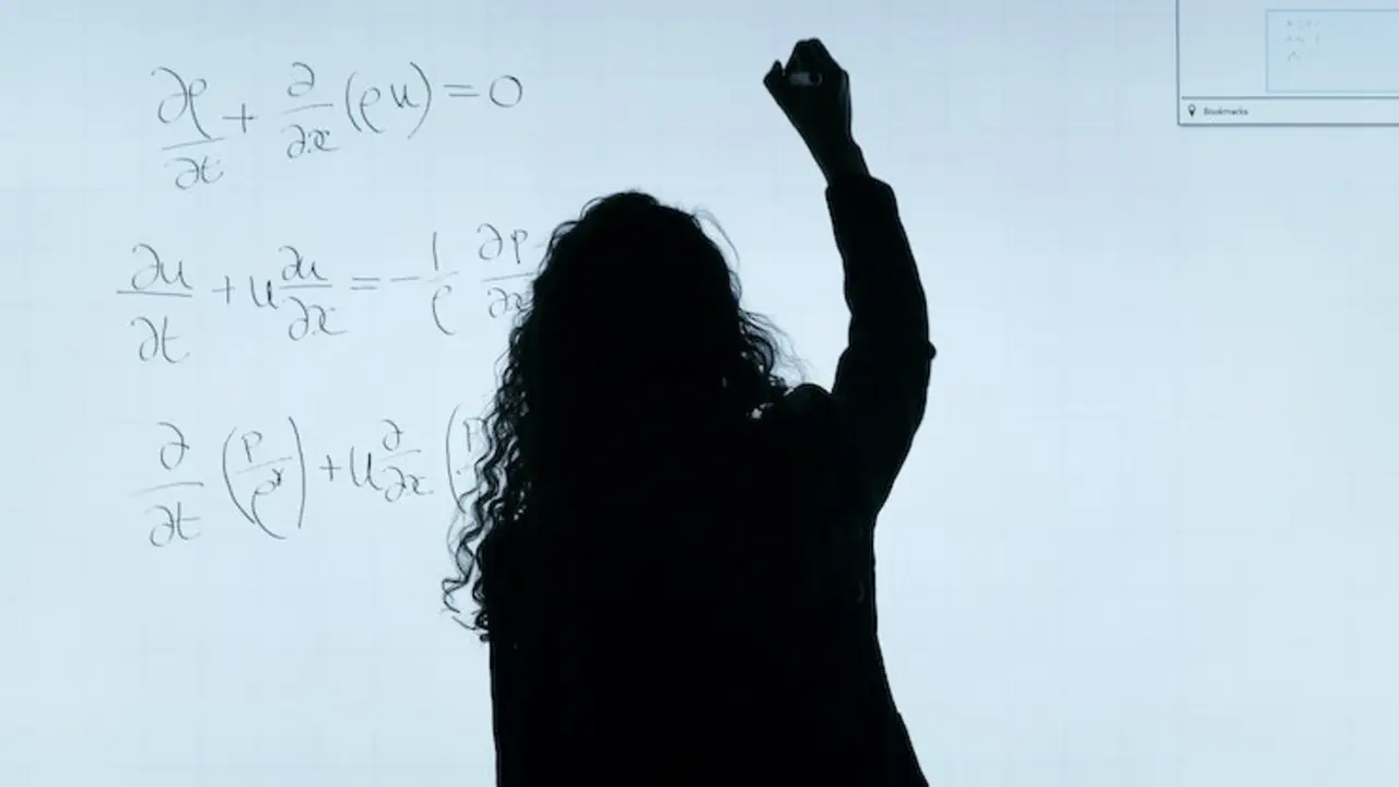 Una profesora. / Tthisisengineering en Pexels