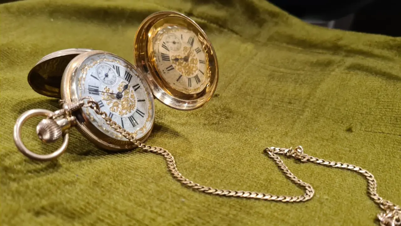 El reloj. / Antonio Lage-Seara.