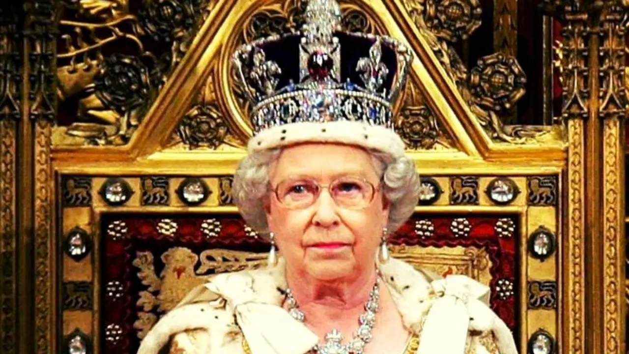 Isabel II, reina del Reino Unido. / RR SS.