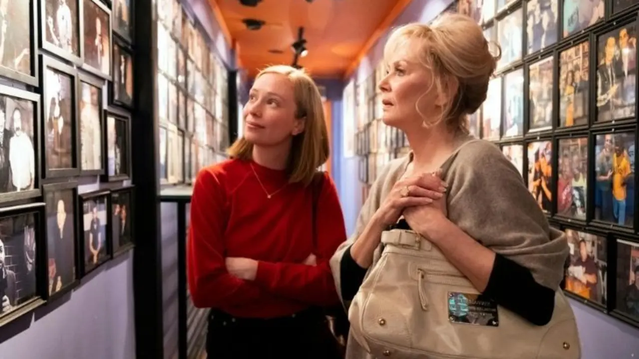Jean Smart y Hannah Einbinder en la serie de HBO Max, Hacks. / RRSS.