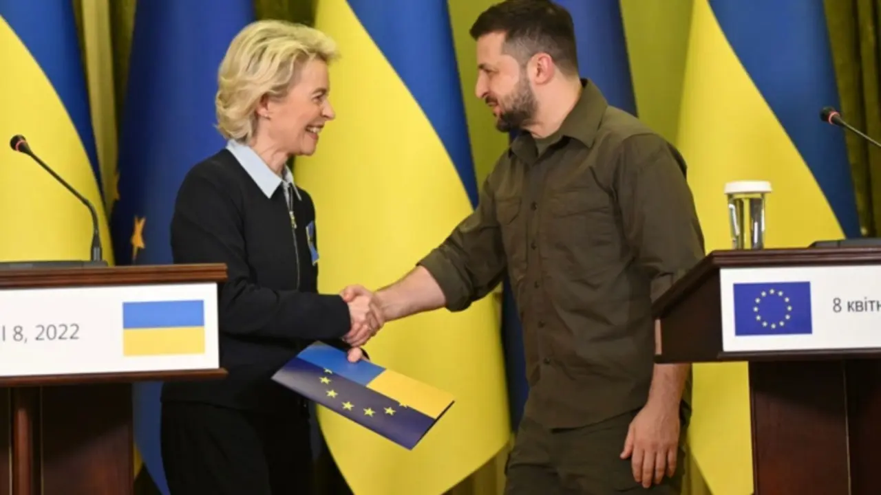 Ursula von der Leyen, presidenta de la Comisi&oacute;n Europea; y Volodimir Zelenski, presidente de Ucrania. / @vonderleyen