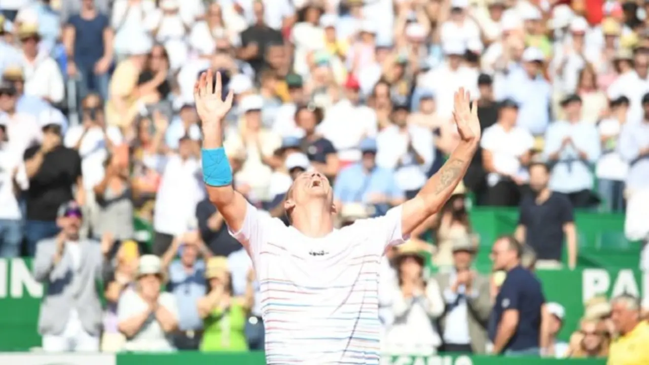 Alejandro Davidovich Fokina, disputar&aacute; su primera final de un ATP Masters 1000. /  @alexdavidovich1