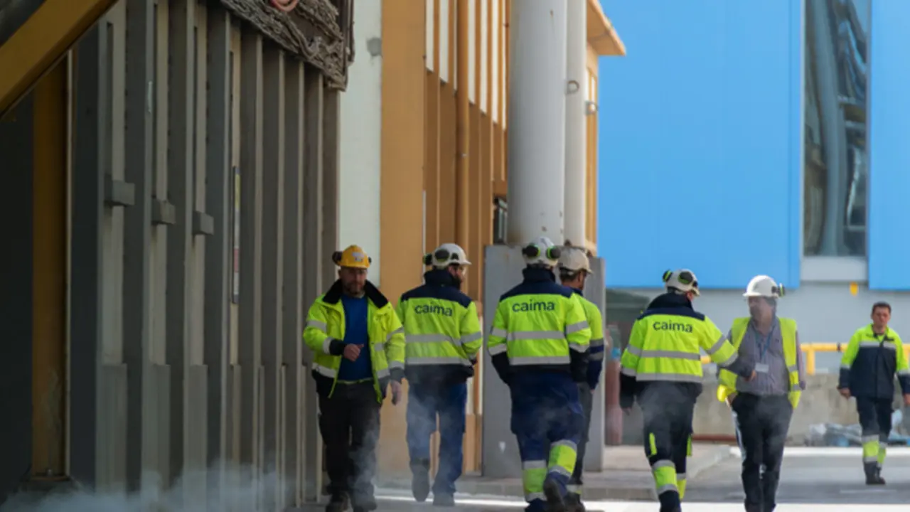 Trabajadores de Altri. / Mundiario