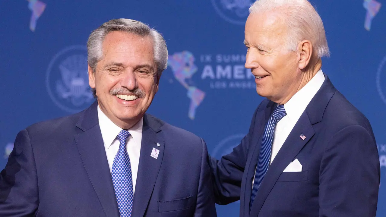 El presidente argentino Alberto Fern&aacute;ndez y el presidente de EE UU, Joe Biden. / @Alferdez