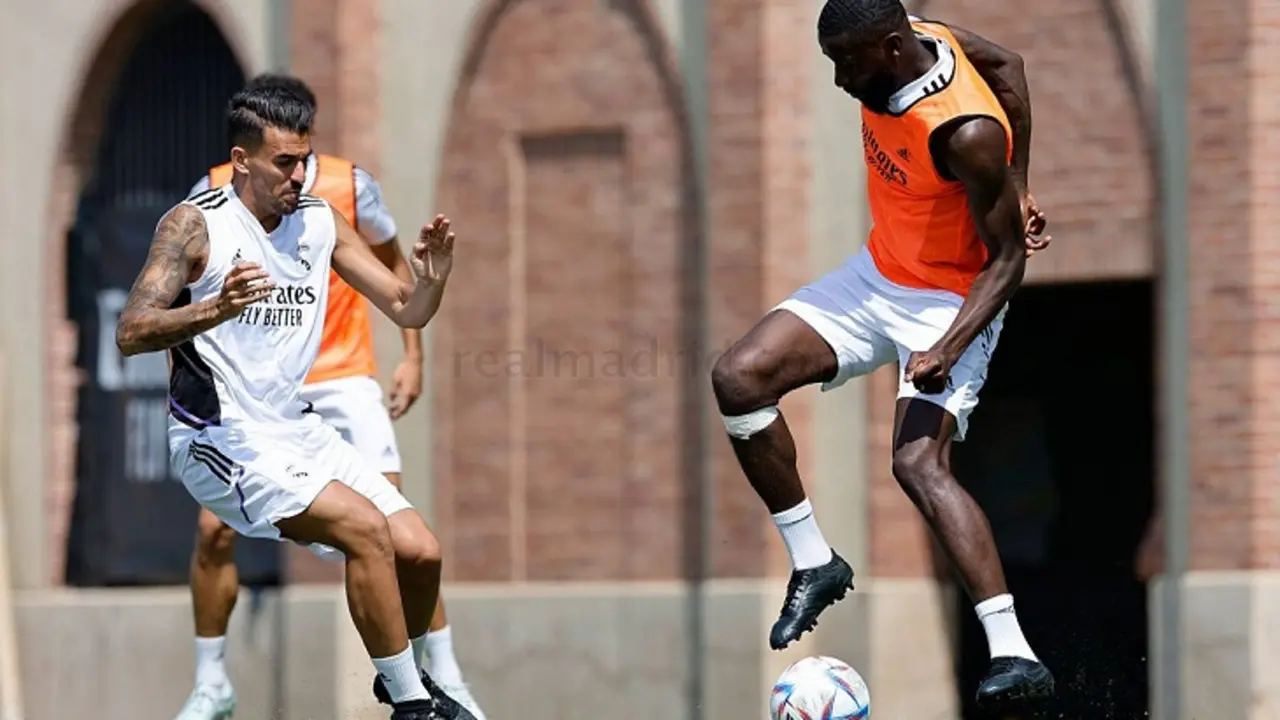 Antonio R&uuml;diger, entrena con el Real Madrid. realmadrid.com