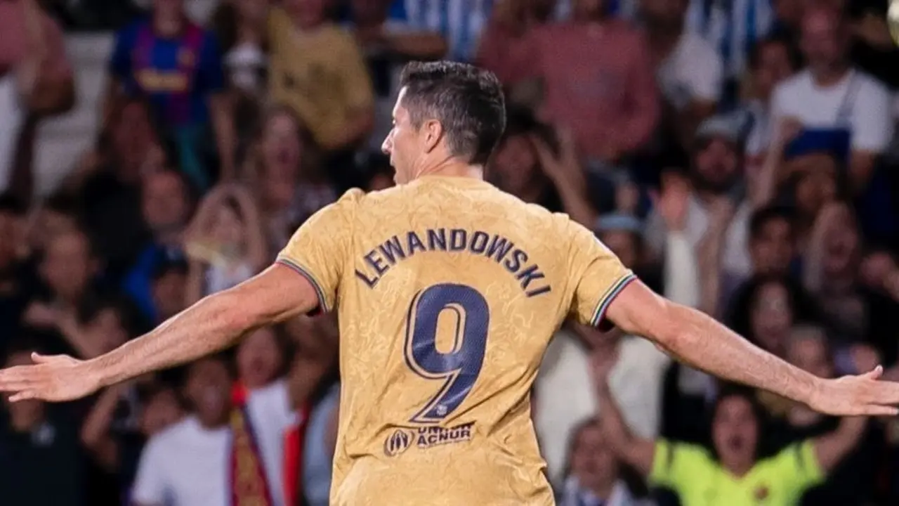 Lewandowski celebr&oacute; su cumplea&ntilde;os con un doblete en el triunfo cul&eacute;. /  fcbarcelona.es
