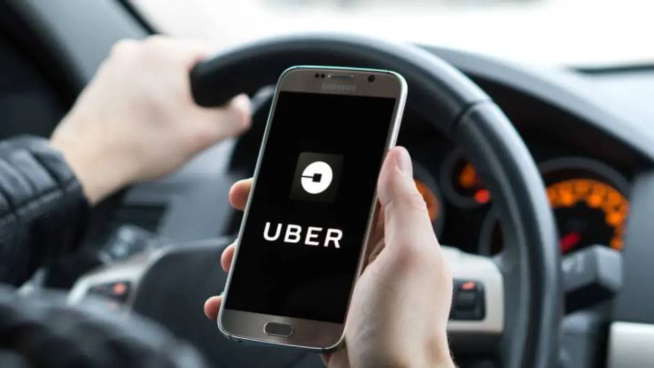 Aplicaci&oacute;n de Uber. / RR SS