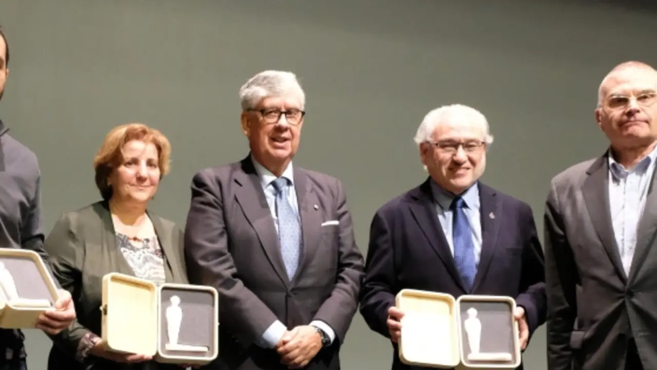 Premiados con presidentes de CEG y Cegasal