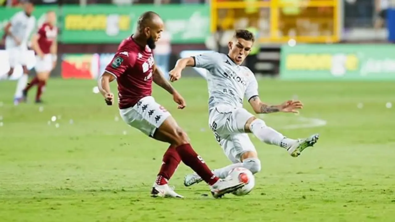 Club Sport Herediano y Deportivo Saprissa. / RR SS