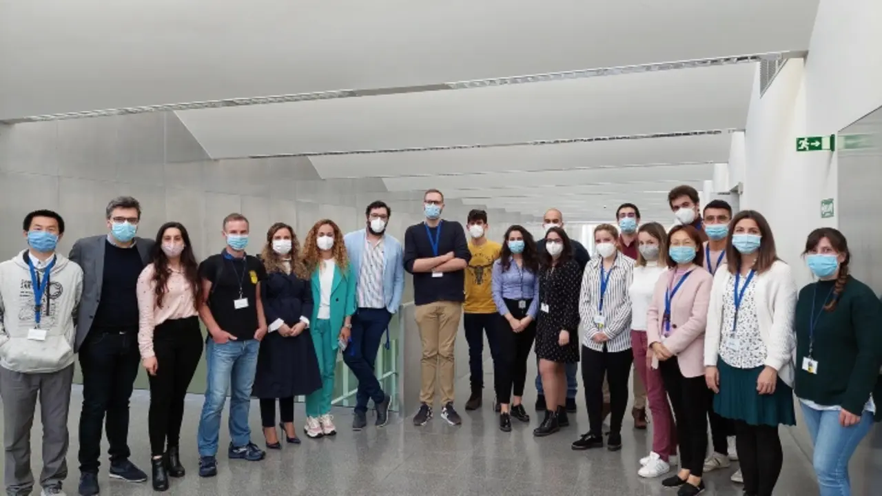 Foto del grupo de investigaci&oacute;n Universidad de Vigo. El segundo por la izquierda es Miguel &Aacute;ngel Prieto y el cuarto, Jes&uacute;s Simal. investigadores principales